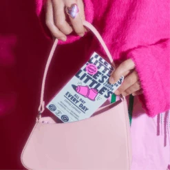 TEST (auto Delete Order) -A Great Coffee Shop Theflavourofthishazelnutinstantcoffee isamazing.Withboththecaffeinatedanddecafcoffeetheflavourislovely 1